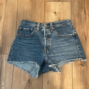 levi 501 shorts